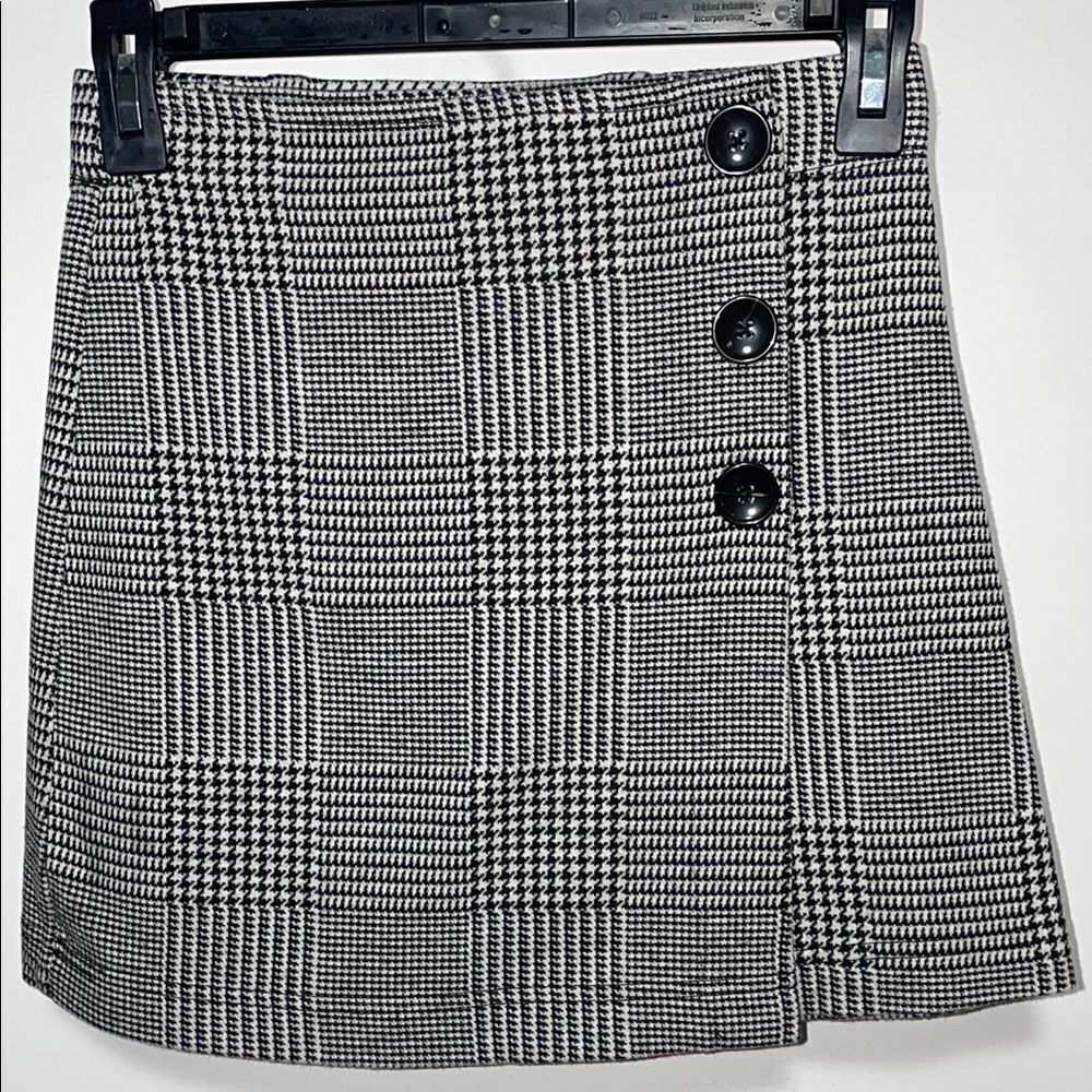 Classic Black and White Checkered Skirt